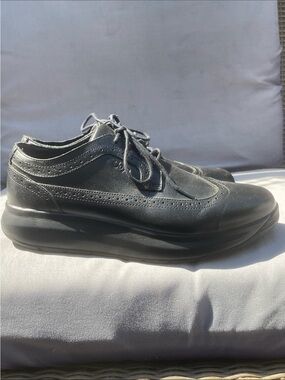 Classic Black Derby Oxfords with Premium Lace-Up Comfort ALL LEATHER SWISS TEC